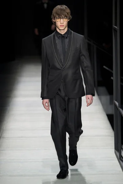 Look 53